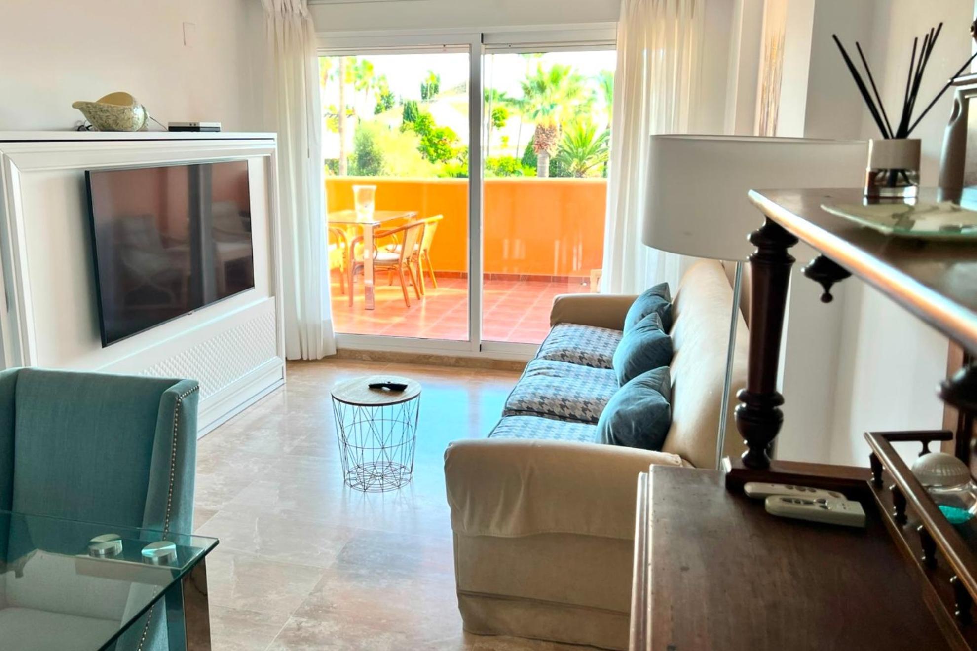 - Alicate Beachfront Apartment- 8