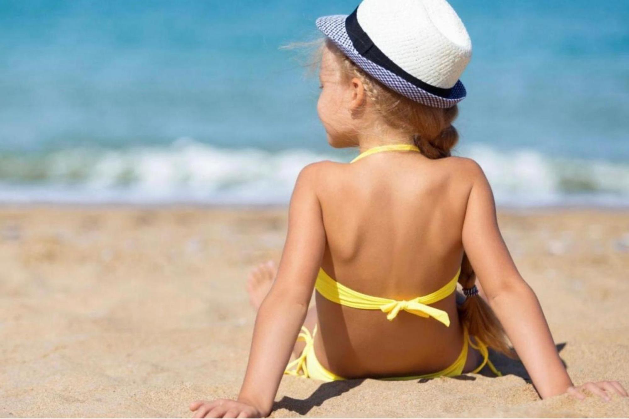 - Alicate Beachfront Apartment- 8 *
