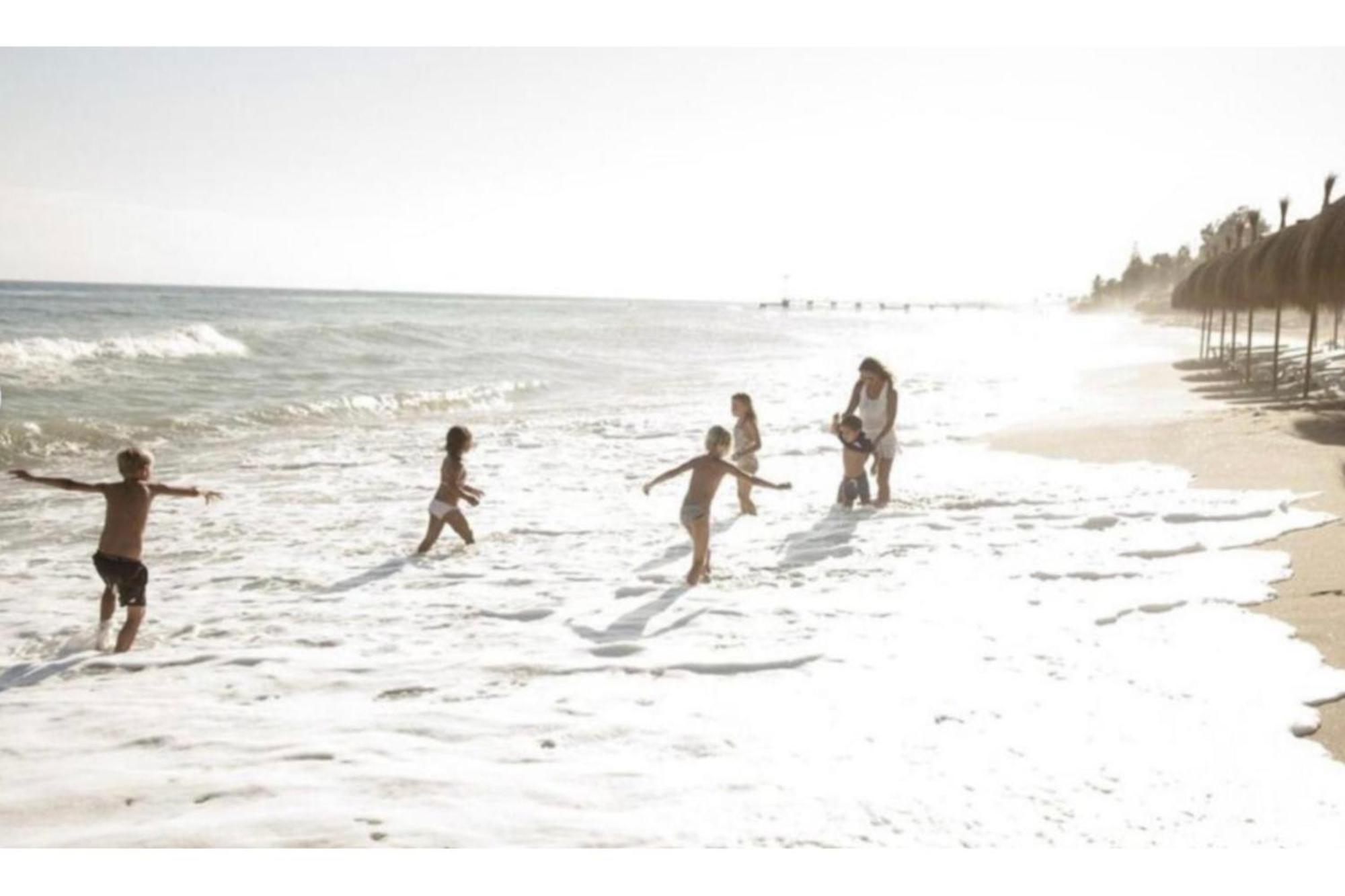 - Alicate Beachfront Apartment- 8 Marbella