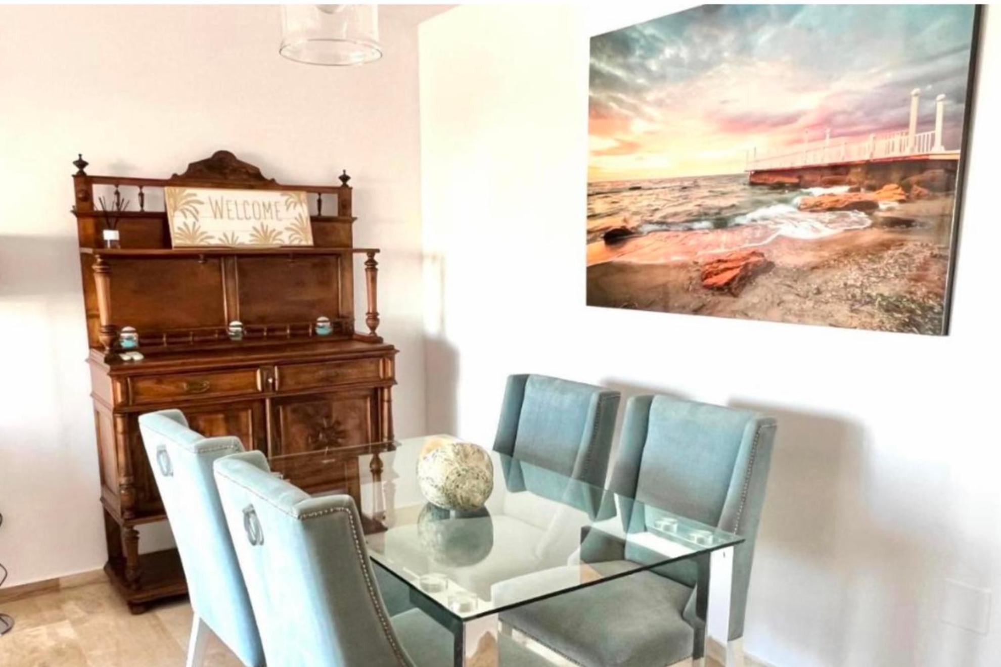 - Alicate Beachfront Apartment- 8 Apartment *